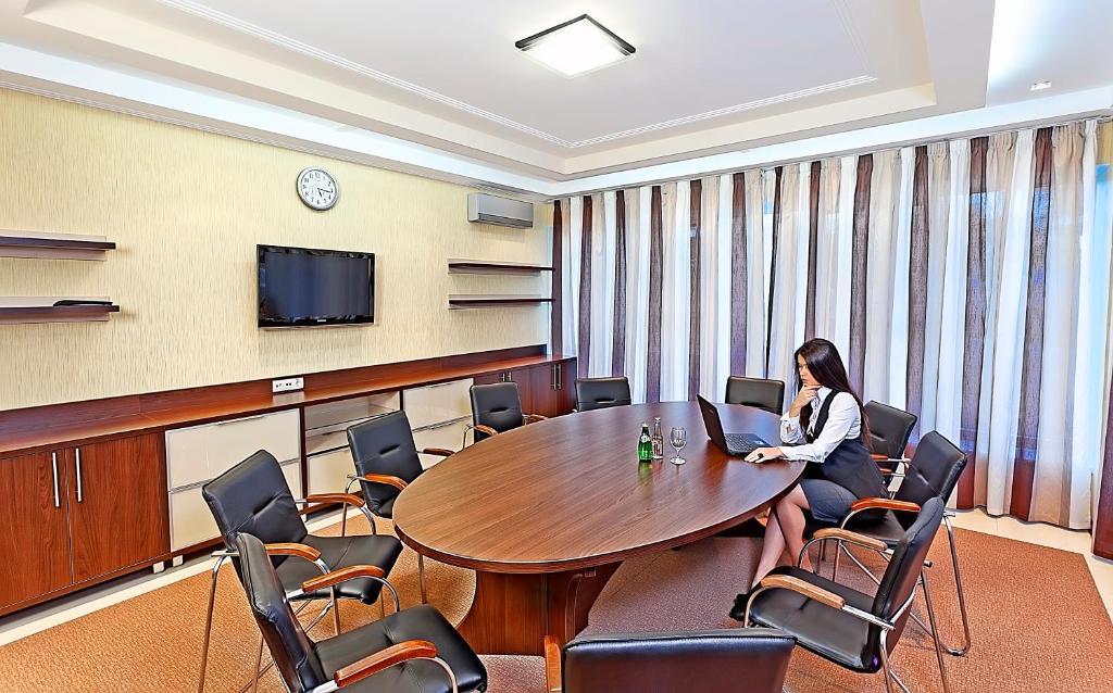Grand-Marine Hotel & Spa Burlach'ya Balka Ngoại thất bức ảnh