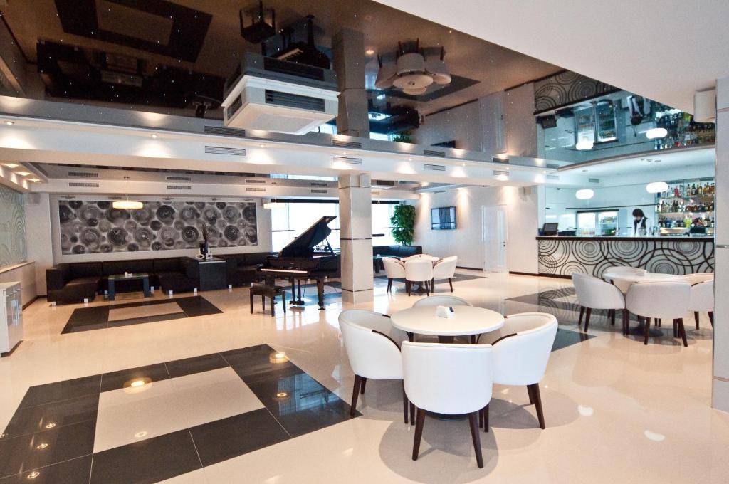 Grand-Marine Hotel & Spa Burlach'ya Balka Ngoại thất bức ảnh
