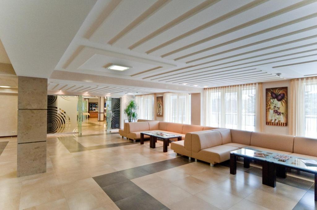 Grand-Marine Hotel & Spa Burlach'ya Balka Ngoại thất bức ảnh