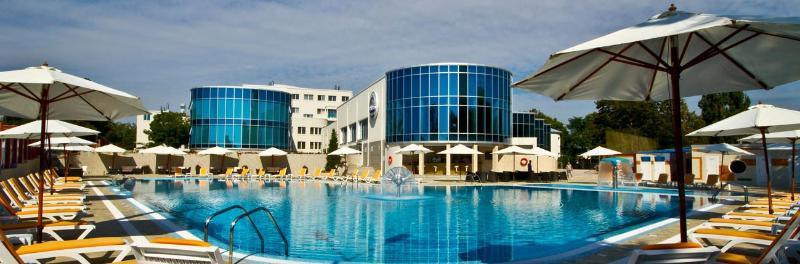 Grand-Marine Hotel & Spa Burlach'ya Balka Ngoại thất bức ảnh