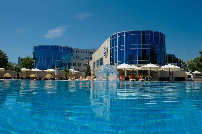Grand-Marine Hotel & Spa Burlach'ya Balka Ngoại thất bức ảnh